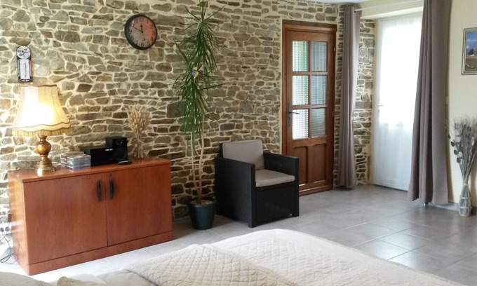Saint-Amand Cama Y Desayuno | Maison/chambre Dhôtes, Indépendante, à la Campagne. Charme, Nature et Calme !