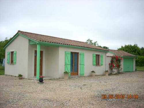 Saint-Meard-de-Drone Casa | Maison charmante avec terrasse, jardin clos et animaux acceptés - FR-1-616-90