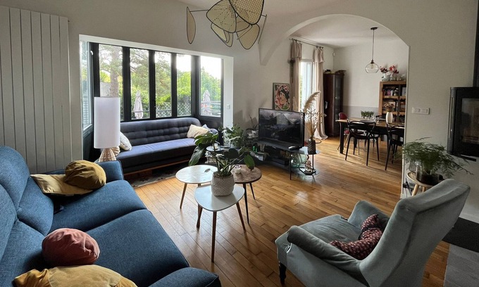 Sucy-en-Brie Casa | Maison Chaleureuse Avec Jacuzzi à Proximité de la Forêt