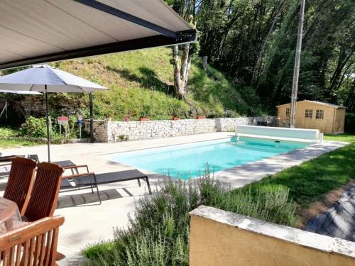 Carlux Casa | Maison charmante à Carlux + piscine