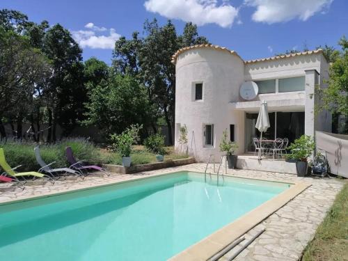 Saint-Siffret Casa | Maison charmante à Saint-Siffret + Piscine