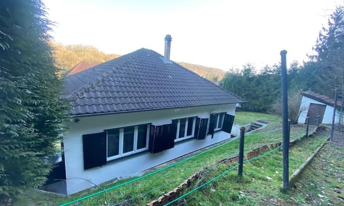 Bening-les-Saint-Avold Casa | Maison (complète) dans un écrin de verdure