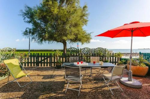 La Flotte Casa | Maison confortable proche de la mer avec terrasse