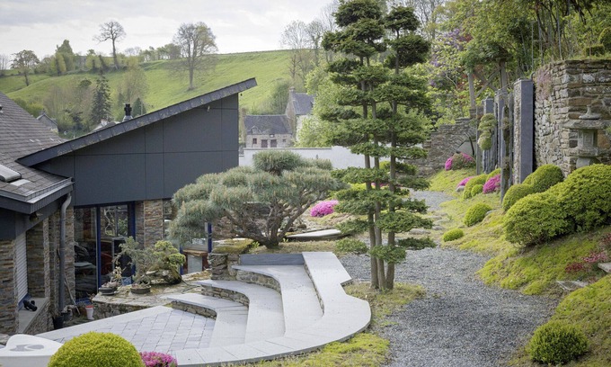 Saint-James Casa | Maison Contemporaine Well-being Jacuzzi Hammam and Immersive Art in a Zen setting