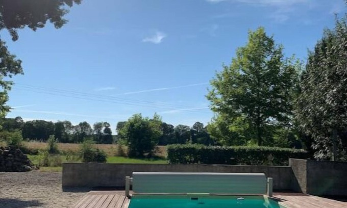 Villeperdue Casa | Maison Cosy Avec Piscine Chauffée et Privative