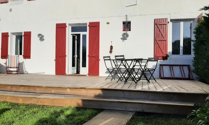 Behobie Casa | Maison Cosy avec Terrasse à 2 Pas de la Plage de Socoa - FR-1-239-716