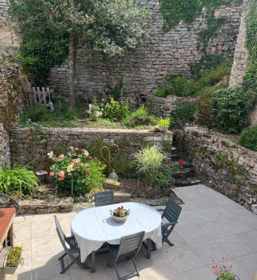 Semur-en-Auxois Apartamento | Maison cosy en plein centre ville