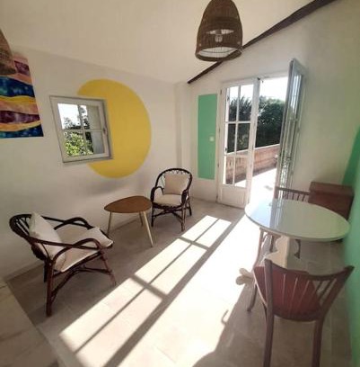 Saint-Quentin-de-Baron Apartamento | Maison d'artiste