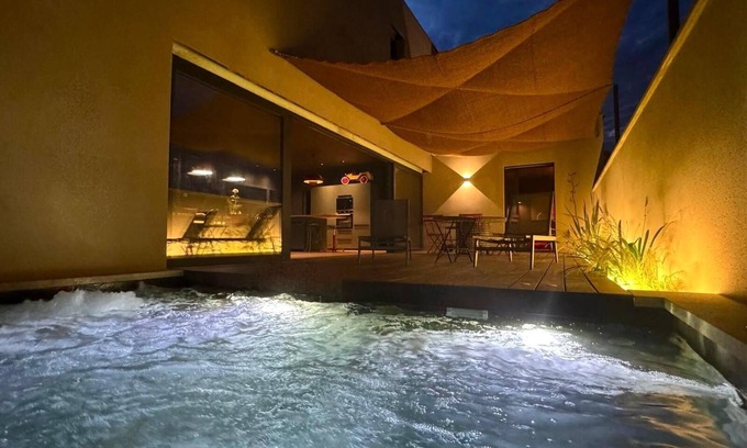 Vaison-la-Romaine Villa | Maison D'architecte Avec Spa/piscine Chauffée au Coeur de Vaison-la-romaine