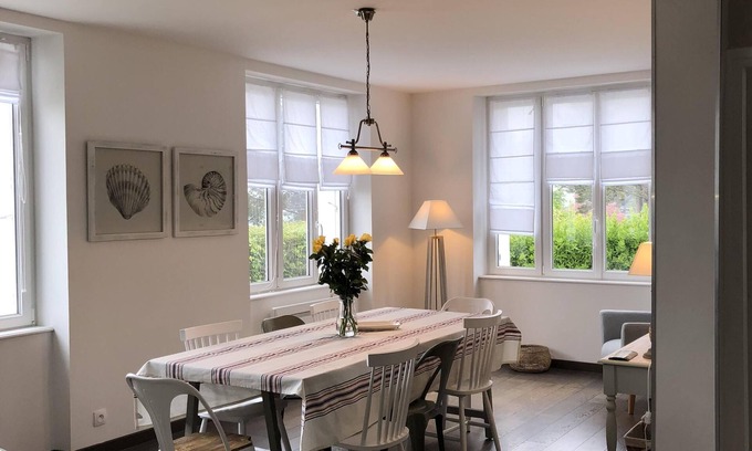 Port-en-Bessin-Huppain Casa | Maison du Phare (en uso): encanto, autenticidad y vista excepcional