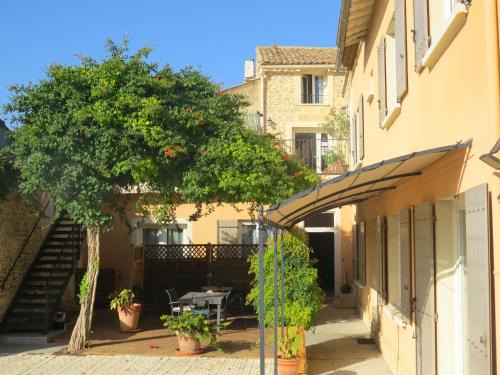 Laudun Cama Y Desayuno | Maison d'hôtes La Bignone