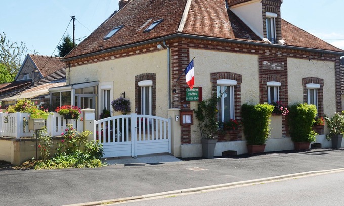 Villiers-Saint-Georges Casa | Maison d'Hôtes de Villiers