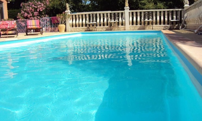 Pernes-les-Fontaines Casa | Maison d'hotes La Douloire