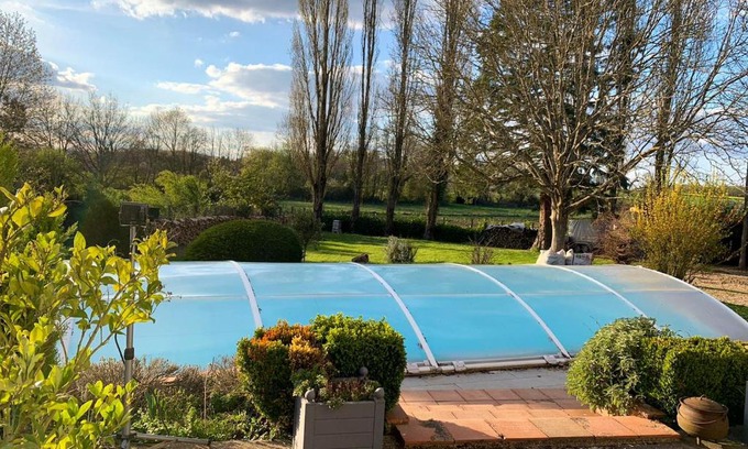 Touquin Casa | Maison d'une chambre avec piscine partagee jardin clos et wifi a Touquin