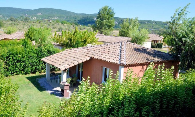 Grospierres Casa | Maison de 2 chambres avec piscine partagee jardin amenage et wifi a Grospierres