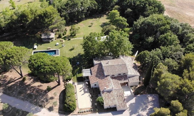 Aix-en-Provence Casa | Maison de 360 m² Entièrement Rénovée Dans un Parc de 1,4 ha