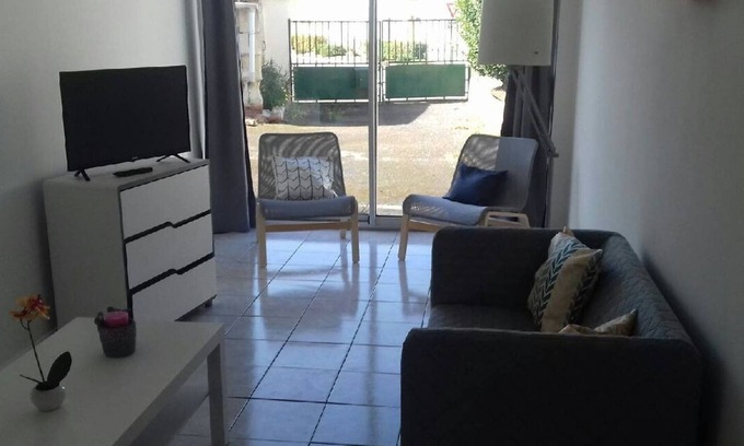 Argenton l'Eglise Casa | Maison de Bourg Spacieuse, 6 Personnes Deux-sèvres