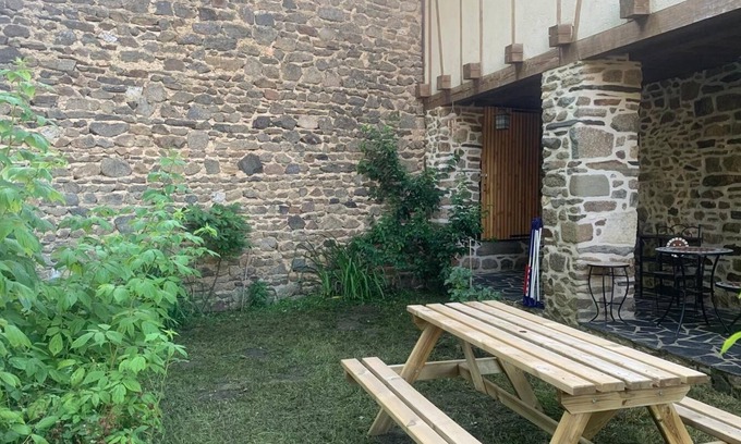Orgnac-sur-Vezere Cama Y Desayuno | Maison de Bourg - Rustique, Charmante, Relaxante !
