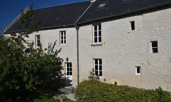 Lantheuil Casa | Maison de Campagne Avec Grand Jardin - Beaucoup de Cachet