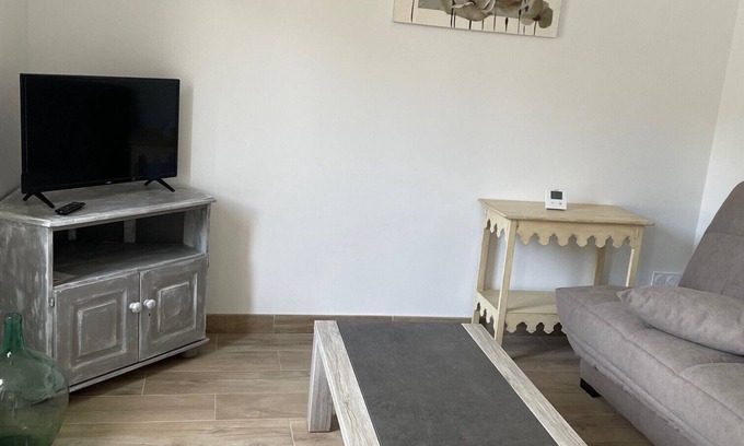 Chartrene Casa | Maison de Campagne le Gault à 5 km du Golf de Bauge, 35 km de Saumur ET Angers