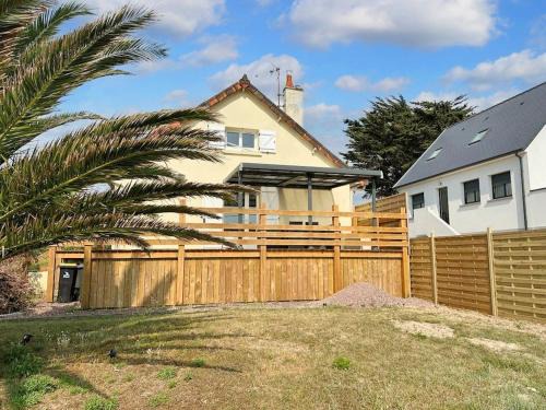 Denneville Casa | Maison de Campagne Familiale à Portbail - 6 personnes