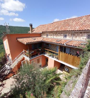 Saint-Beauzely Casa | Maison de campagne tout confort, bol d'air frais
