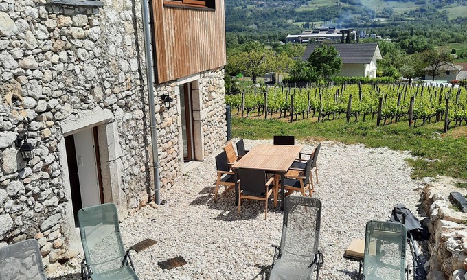 Anglefort Casa | Maison de Campagne Proche Viarhôna Avec Jacuzzi
