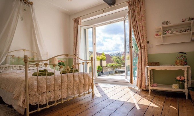 Saint-Omer Casa | Maison de Charme au Pied de la Cathédrale