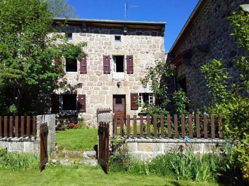 Cubelles Casa | Maison de charme avec jardin à Cubelles, idéale en famille