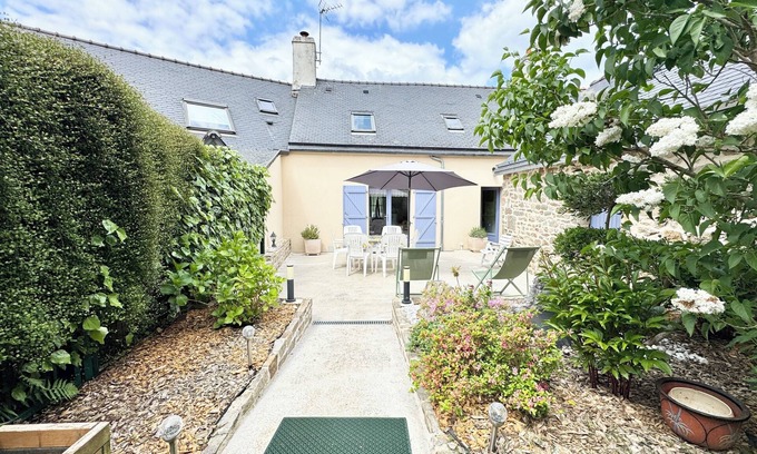 Pont-Scorff Casa | Maison de charme confort - Terrasse - Jardin