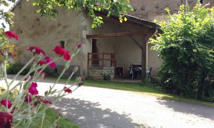 Girancourt Casa | Maison de charme en pierres, proche de la nature, idéale pour balades, proche Épinal - FR-1-589-73