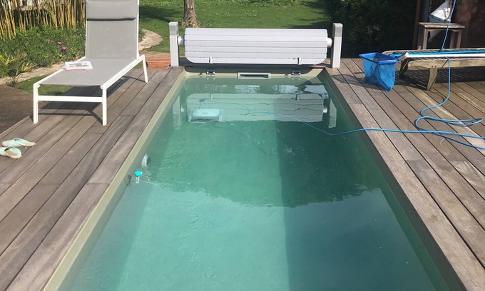 Loix Casa | Maison de Famille 10 Pers Avec Grand Jardin Clos et Piscine