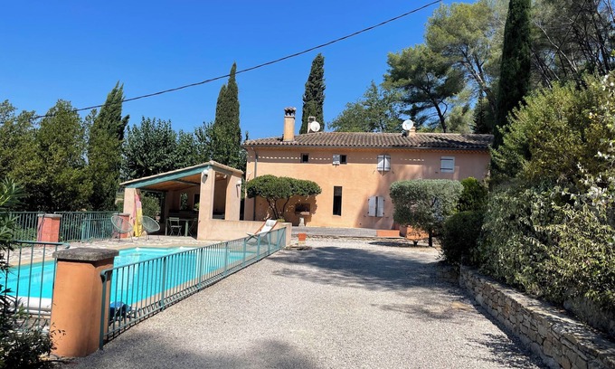 Le Castellet Casa | Maison de Famille Entre Pinède et Vignes à 15mn de la Plage