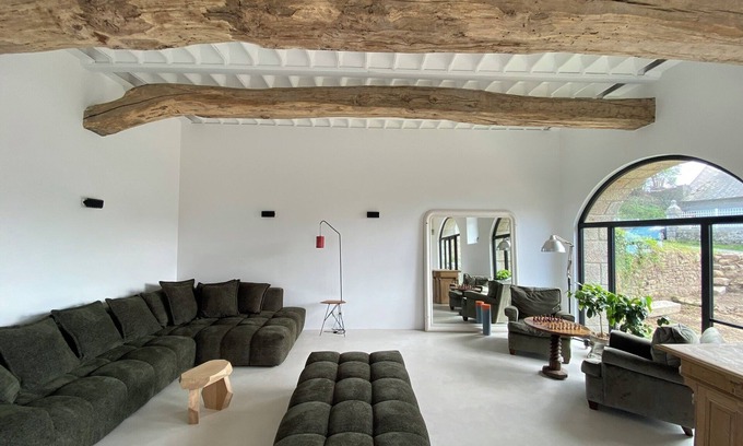 Champeaux Casa | Maison de famille, luxury cottage sleeping 14 in the Bay of Mont Saint Michel