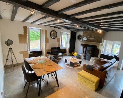 Courcelles-les-Montbard Apartamento | Maison de la Fontaine