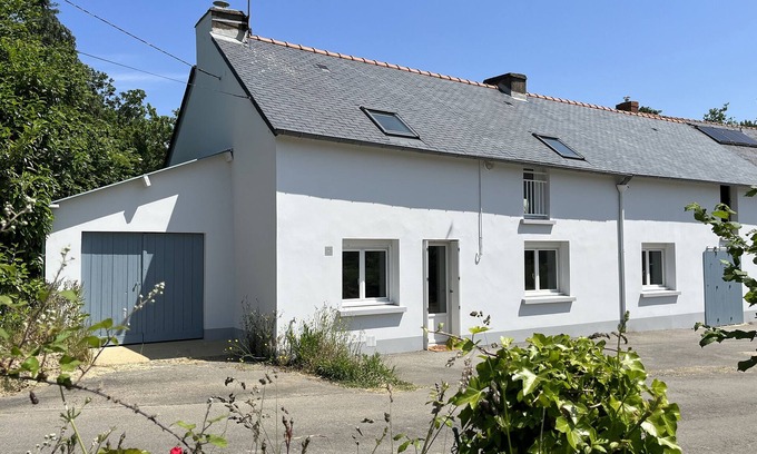La Chapelle-de-Brain Casa | Maison de Campagne au Calme Pour 6 Personnes