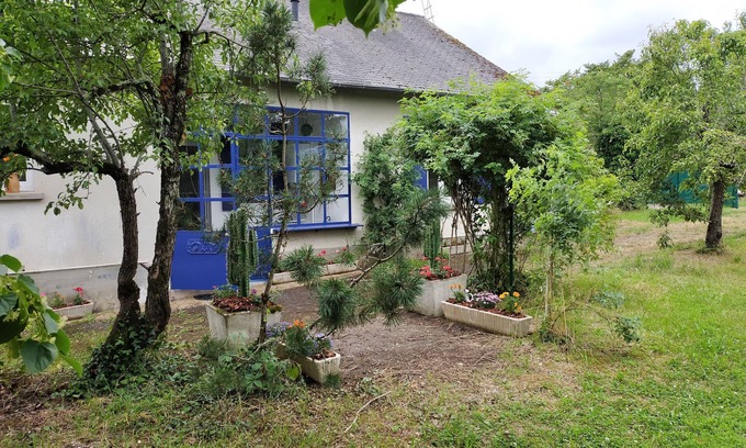 Saint-Benoit-du-Sault Casa | Maison de Vacance Tout Confort Avec Piscine