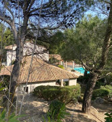 Mallemort Cama Y Desayuno | Maison de Golfeur