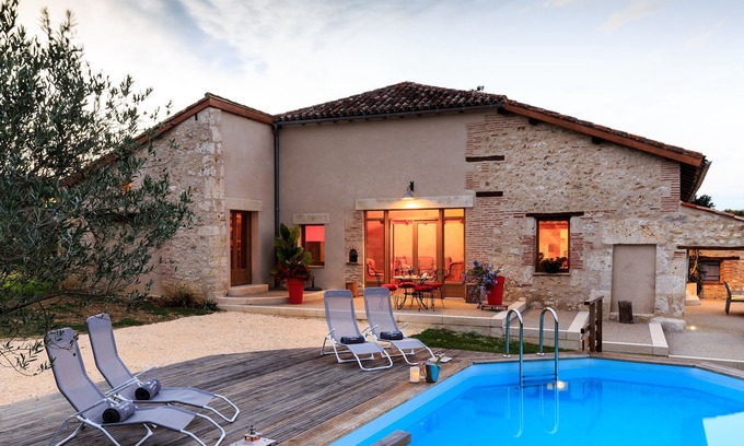 Castelmoron-sur-Lot Villa | Maison de la Combe - Dos Habitaciones Villa, Capacidad 4