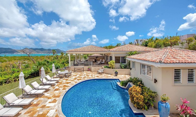Nettle Bay Villa | Maison de Reve (5/6 Rooms)