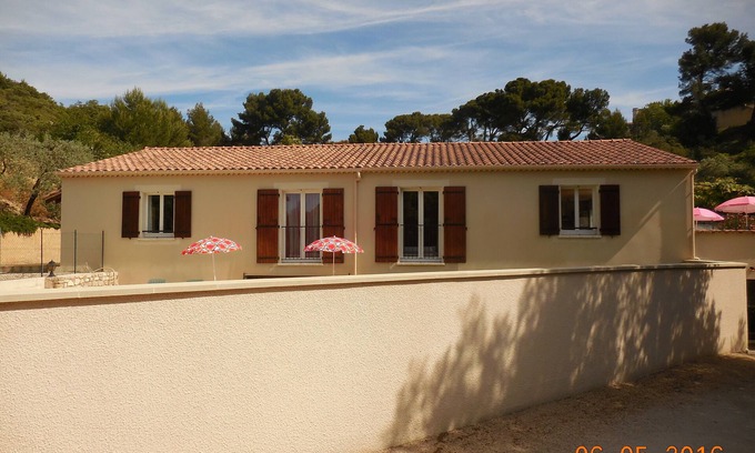 Caromb Casa | Maison de Vacance aux Pieds du Mt Ventoux