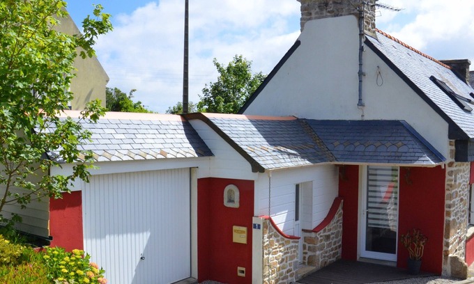 Guisseny Casa | Maison de Vacances à Guissény : Charme et Convivialité en Bord de Mer