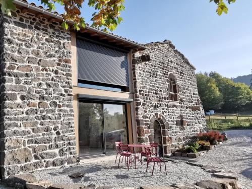 Arsac-en-Velay Casa | Maison de vacances rénovée, entre nature et ville, proche du Puy-en-Velay - FR-1-582-321