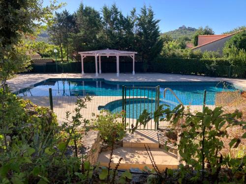 Forcalqueiret Apartamento | Maison de vacances, jacuzzi privé, piscine