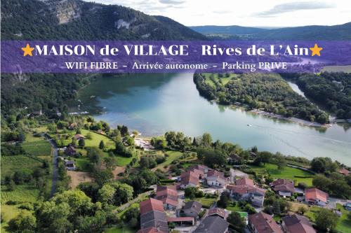 Serrieres-sur-Ain Casa | Maison de village Rives de L'Ain