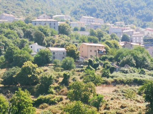 Zicavo Casa | Maison de village avec jardin privatif