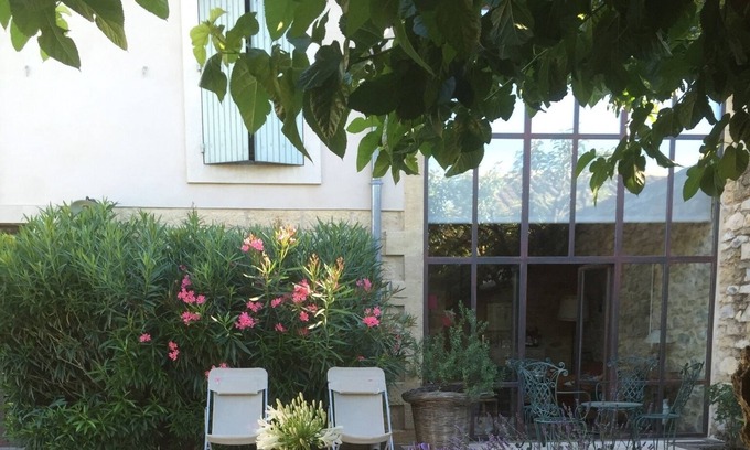 Pujaut Casa | Maison de Village de Charme Proche D'avignon