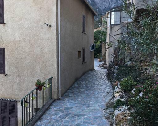 Castiglione Casa | Maison de village en montagne