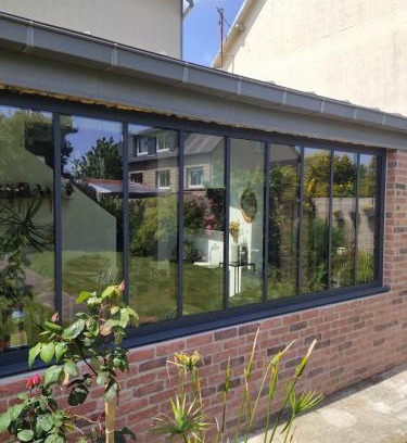 Saint-Brieuc Casa | Maison de ville entièrement rénovée avec jardin