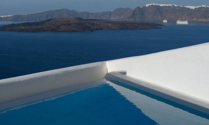Akrotiri Hotel | Maison Des Lys